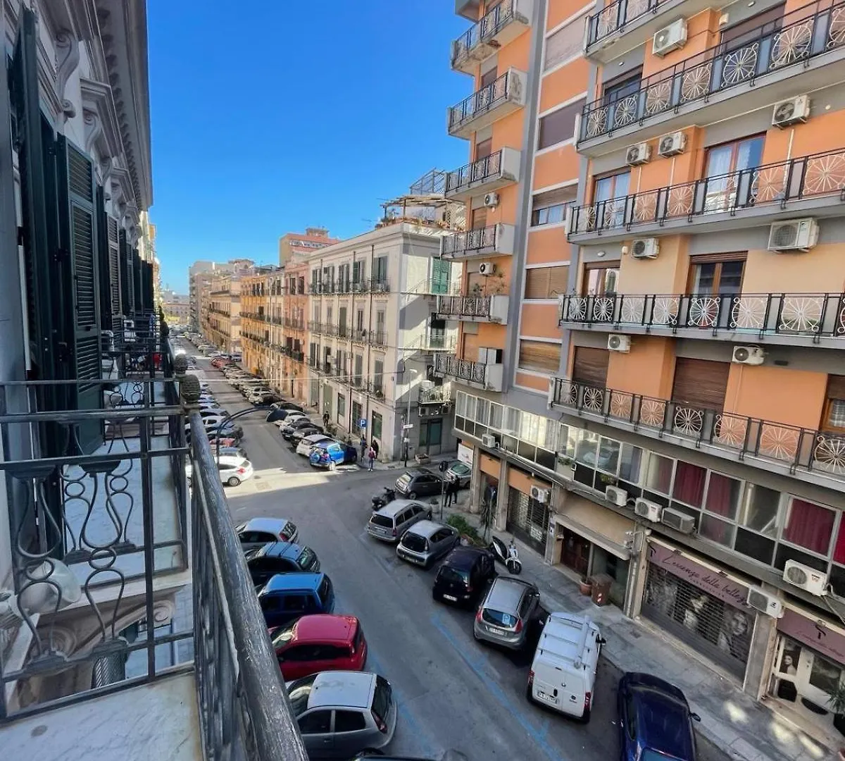 Palazzo Gallo Palermo 0*,
